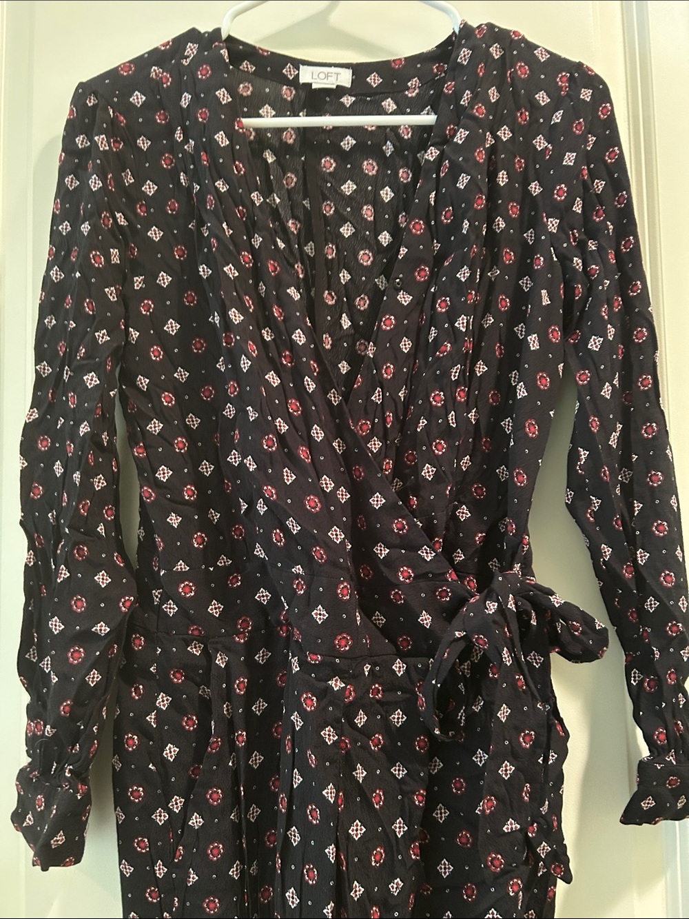 LOFT fine Aztec print wrap style Tie-Waist Jumpsuit long button sleeves size 4